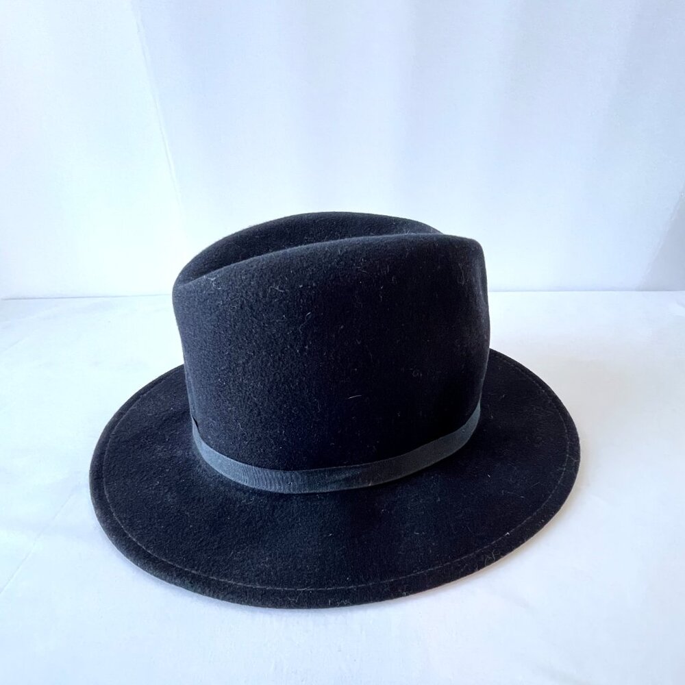 Country Gentleman, Wilton, Lite Felt Black Fedora Hat 100% Wool Water Repellent
